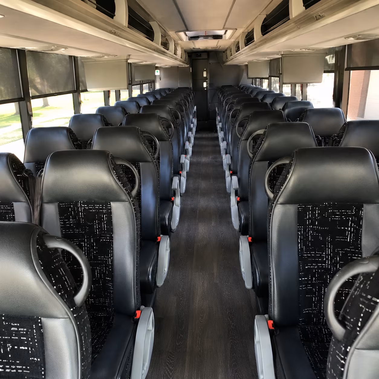 charter bus service for multi day group itineraries across the southeast