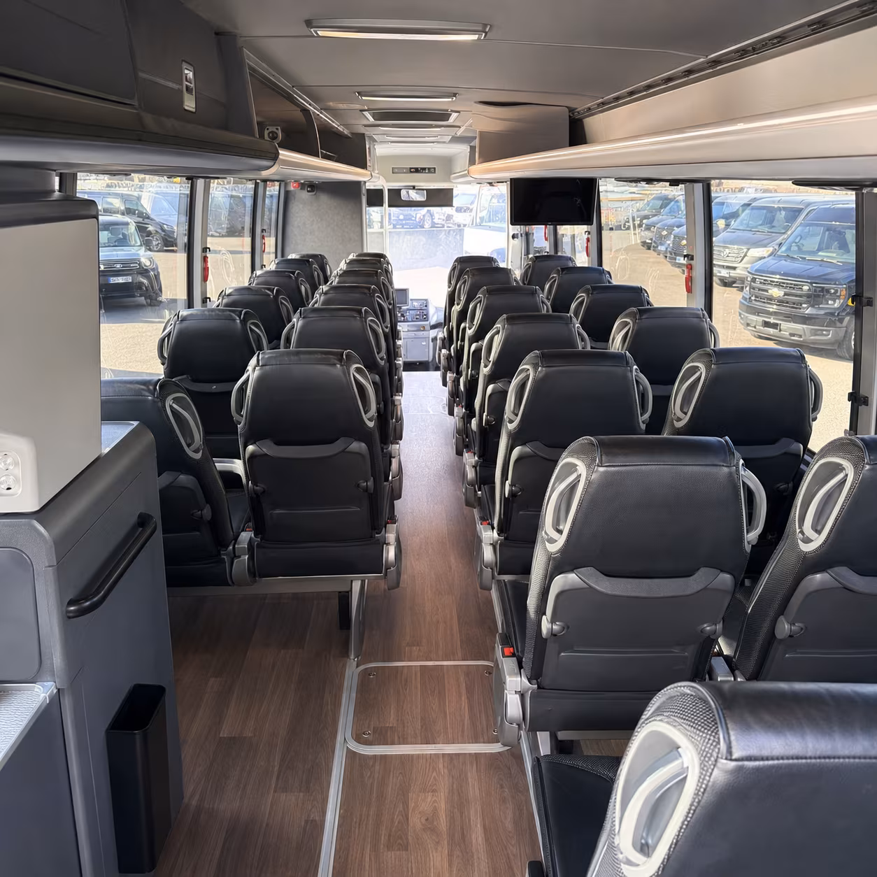 charter buses to predators games at bridgestone arena