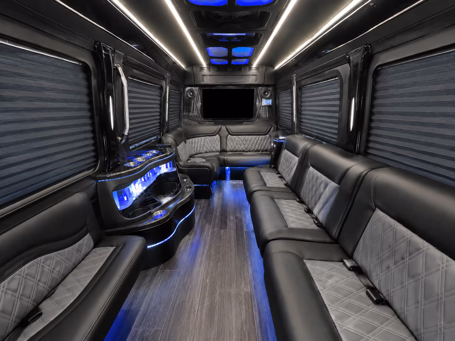 concert buses to ascend federal credit union amphitheater and the nashville riverfront
