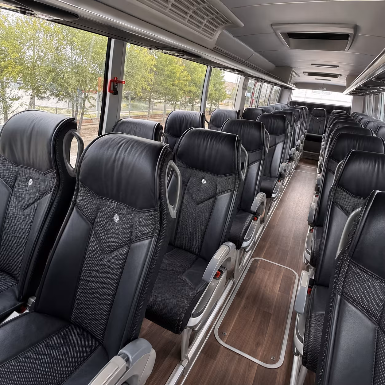 multi day charter bus tours from nashville to louisville and kentucky