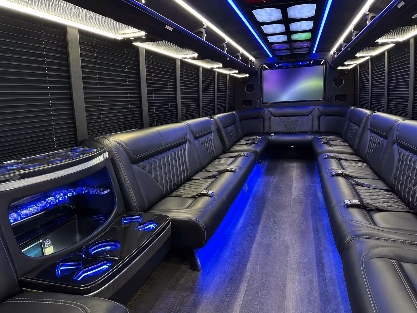 nashville 20 passenger party bus inside
