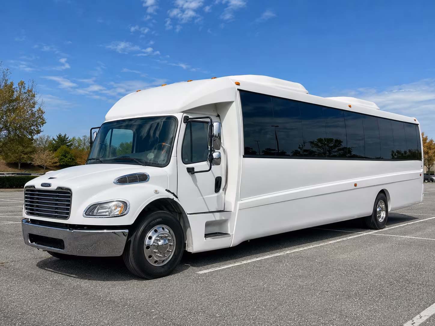nashville 30 passenger party bus