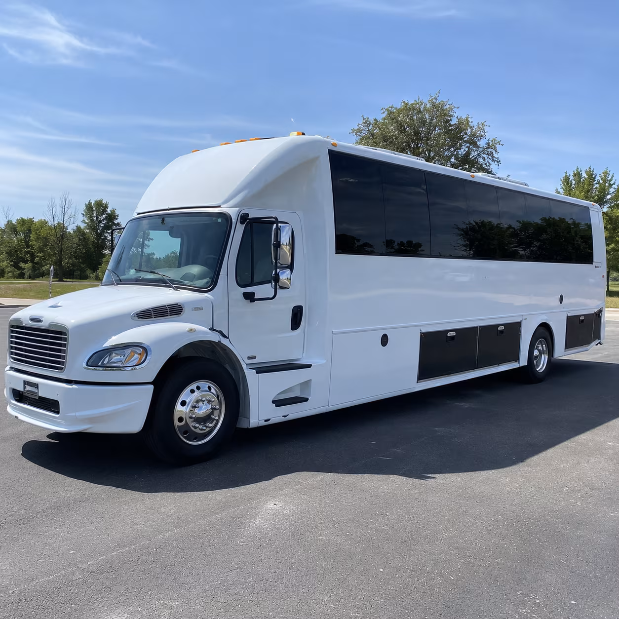 nashville 40 passenger party bus
