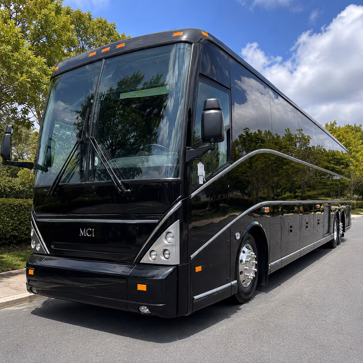 nashville sports event buses to nissan stadium and geodis park