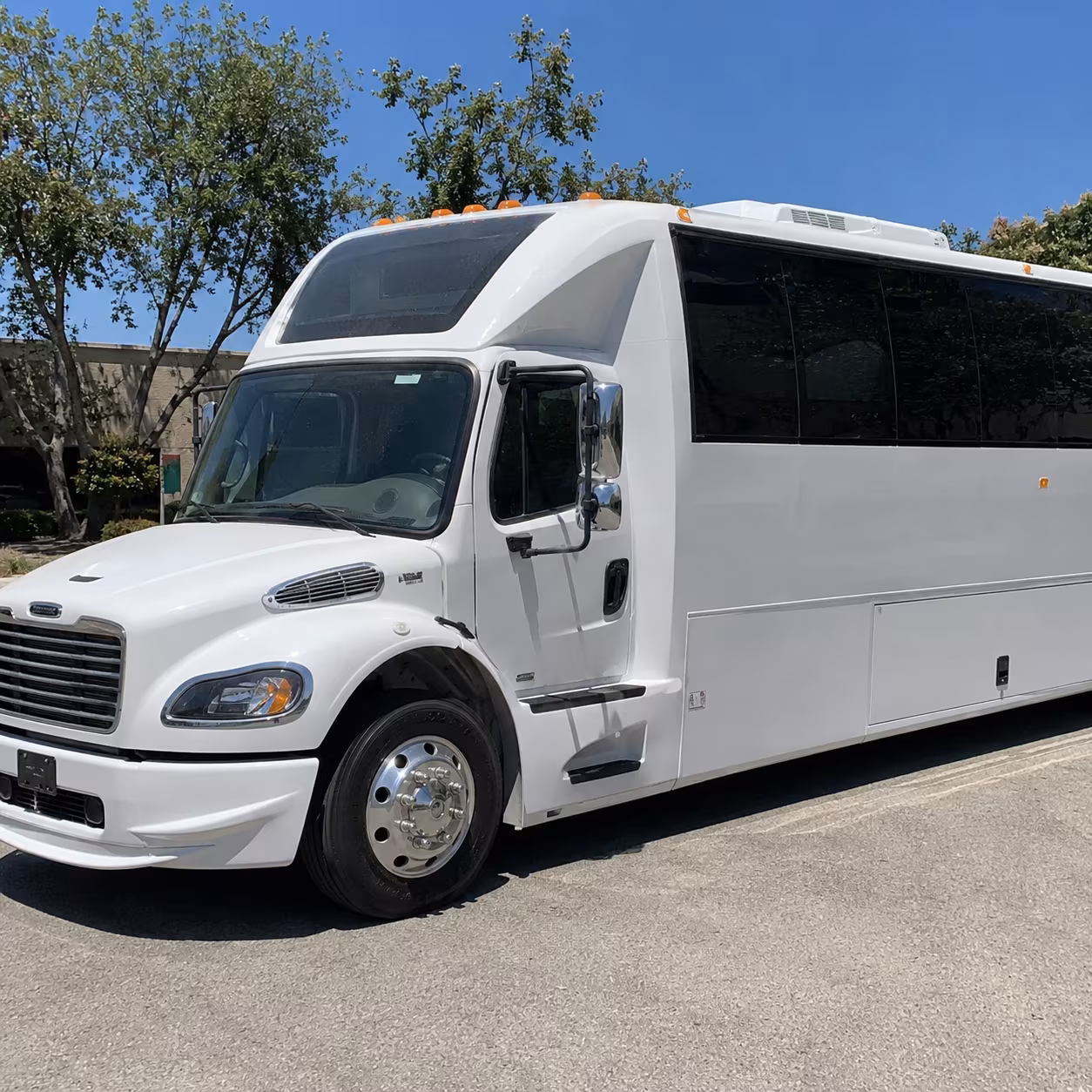 party buses for brentwood and williamson county proms